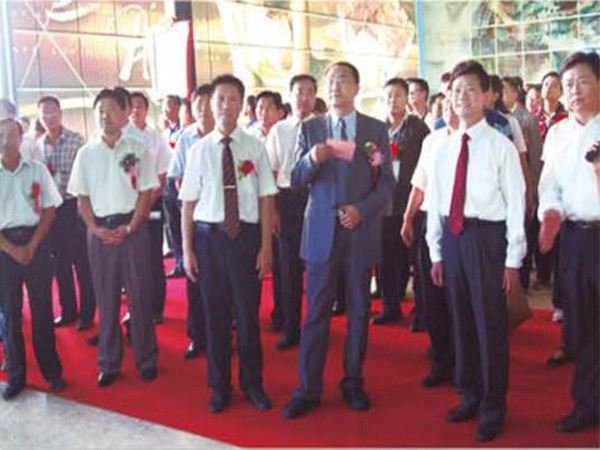 中廣協(xié)領導參觀洪海展廳